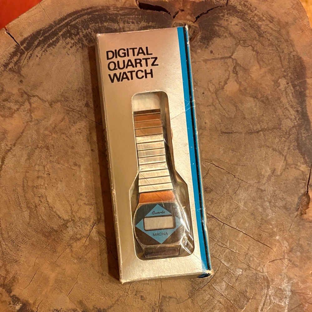 Digital Quartz Mikona Watch with Blue and Silver Tones